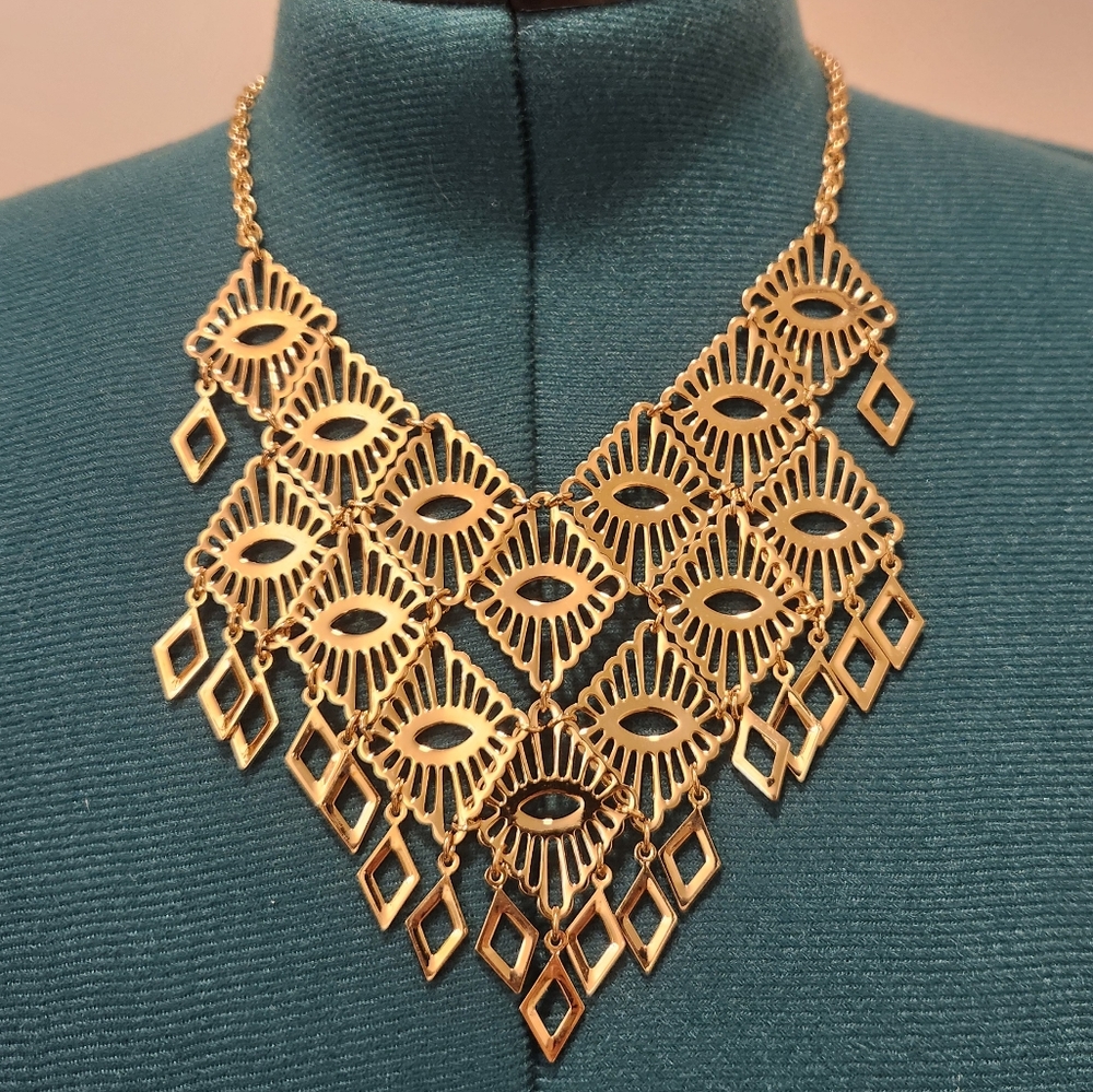 1974 Vintage Sarah Coventry "Mandarin Magic" Gold Tone Statement Necklace